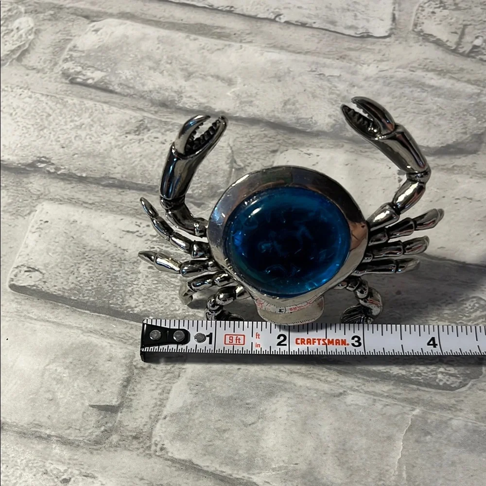 Silver Crab wine bottle top stopper with Blue Gem
